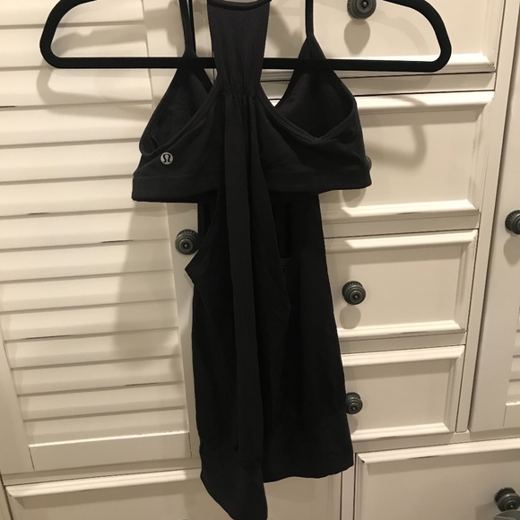 BLACK LULULEMON Tank Top – SZ 4 - Picture 7 of 7